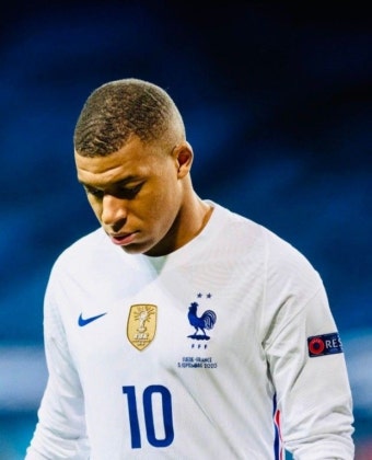 Pin by HS on KYLIAN MBAPPÉ | Kylian mbappé, Football, Football players photos