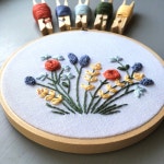 etsy.com/listing/581178300/springtime-hand-stitched-embroidery-hoop | 핸드메이드, 꽃 자수, 야생 꽃