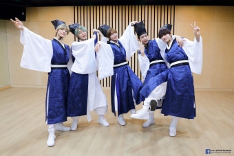 #TXT #TomorrowxTogether #투모로우바이투게더 #BIGHIT #HUENINGKAI #휴닝카이 #YEONJUN #연준 #TAEHYUN #태현 #BEOMGYU #범규...