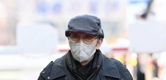 '강제추행 혐의' 오영수, 사과 의향 묻는 질문에 묵묵부답 - 2023 | 배우, 뉴스