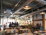 삼거리 푸줏간: YGs restaurant in Hongdae 마포구 서교동 361-10 | Travel south, Places, Ceiling lights
