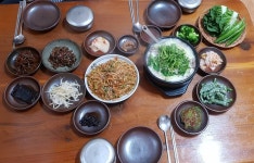 창원 채식식당 화련정...