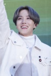호프아이스👀 on Twitter | Hoseok, Bts j hope, Bts bangtan boy