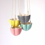 Pin de young su 조 en 흙 | Macetas de ceramica, Ideas de maceta, Jardineras colgantes
