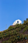 다랭이 땅에 지은, 박공지붕 하얀 집, House in Jungão by AA.arquitectos - 2020 | 아름다운 집, 아름다운
