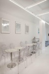 모던 가구 디자인, 대리석 테이블, 투명 의자, 액자, 벽화 그림 | 인테리어, 인테리어 아이디어, 집 꾸미기