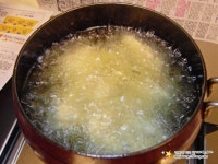 풍미 가득한 양념이 평생 질리지 않을 맛 깐풍치킨 만들기 | 볶음 요리, 식품 아이디어, 요리