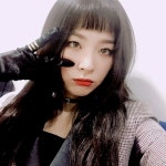 femaleidol: ““ redvelvet.smtown: 피피카피카부! 응원와준 러비들 고마워요~~!!!!😘😘#peekaboo #인기가요 ” ” | Kpop... 