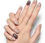 Nail에 있는 💕💕💕님의 핀 | 가을 손톱, 매니큐어, 반짝이는 네일