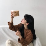 🍿 이번 붙임머리는 크레이지드레드 명동 본점에서 했습니당... 비즈도 여기서 했어용 ! #크레이지드레드#붙임머리 | 여행 패션, 사진, 사진 포즈