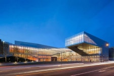 Korea Seoul에 있는 AvrindTri님의 핀 | 건축, 태양광