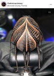 특수머리에 있는 수진 박님의 핀(이미지 포함)