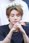 허니휘영 🐈 on Twitter | Sf9, Sf9 rowoon, Hot korean guys