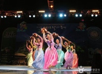 Seogwipo Chilsimni Festival (서귀포 칠십리축제), Korea | NonPeakTravel | Festival, Event, Seogwipo