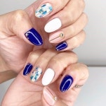 • Nail Design 자개 네일 ✨영롱함보소~! 2019 | 네일 아이디어, 옴브레 네일, 네일 디자인