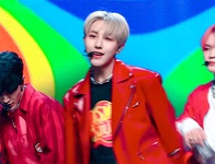 더쿠 - 우리 아기는 매운 맛 무대에서도 청순함을 잃지 않지