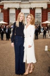 한 여름밤의 랄프 로렌 칵테일파티 | Vogue.com | Summer cocktail party, Nice dresses, Celebrity style