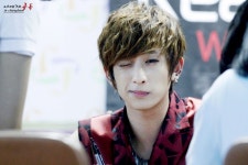 [13.06.17] 대전 팬사인회:: 창범 (With images) | The 100, 100 percent
