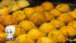 Takoyaki / Bucheon Korea / 타코야끼 / 부천 타코방 길거리 음식 in 2020 (With images) | Food, Food and drink, Cooking