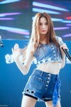 Yujin (유진) - CLC (씨엘씨) | Kpop girls, Girly outfits, Stage outfits