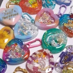 在 Instagram 发布：“주문제작 건들 떼샷 #심신의안정” in 2020 | Diy resin crafts, Resin crafts, Resin design