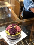 #하루가달고나 #케익 #떡케익 #주문제작 #떡카페 #망원동 #꽃케익  #flowercake #ricecake #decorating #cake #weddingcake #flower... 