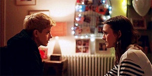 헐리우드 - 넷플릭스 코미디 시리즈 [필 굿] 리뉴됐다!