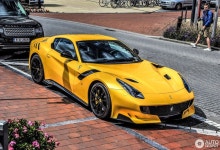 The Ferrari F12 Berlinetta | 페라리, 차량, 슈퍼카