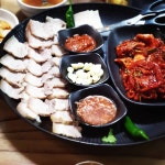 마씨썽~ . . #하루방보쌈 #제주맛집 #보쌈맛집 #제주시맛집 #진로이즈백 #제주보쌈 #제주일상 #맛점 #먹스타맞팔 #제주고기집