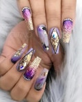HALLOWEEN NAIL ART: EVIL RED OR CHIC BLACK? | 네일아트, 젤네일