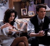 Pin by ilhem일함 on Friends | Monica and chandler, Best friends, Monica geller