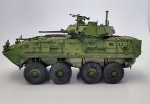 1/35 LAV-A2 | 파일럿