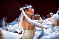 Ballet에 있는 유진 김님의 핀 - 2020