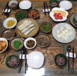 곳에 마음도 아름다운 스님들과... 집에는 언제가나😭 #지방출장 #문경 #윤필암 #공곡스님 #사찰음식 #한명숙요리연구가” | 음식, 식사, 간식