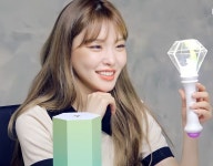 Pin by  ◡̈ on Kim Chungha (청하) | Beauty, Kim
