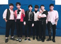 핑크핑크💓 여섯명의 프린스-🌟들이 신나는 무대를 꾸며줬는데요~! 함께해서 행복한 시간이었습니다😘🙏🏻 #더이스트라이트... 