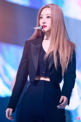 콘셉트 장인 ‘드림캐쳐’ - 수아 : PD노트 : [포토스케치] 세상을 향한 강렬한 메시지! 콘셉트 장인 ‘드림캐쳐’ - 수아 : SBS - 2022 | 드림캐쳐...