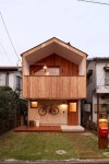 정갈함이 특징｜2층주택 일본인테리어 オケハウス Architects : 中田製作所 Location : Japan Referenc... | 작은 집, 집 디자인, 건축
