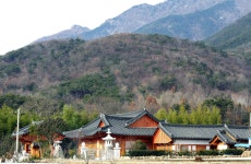 Gallery — DONG BOO YOUP - 2020 | 고건축, 기와