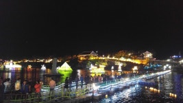 Chinjusung #내고향진주 #진주남강 #천년의도시 #유등축제 #개천예술제 #가을밤 #황금연휴 #얼쑤 #들썩 #다리아픔 #진주교대부속초등학교... 