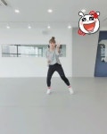 감기약 먹고 좀 괜찮아졌다고  다시 텐션 올랐으요😂🤭  (눈 떠!!!!🙄)  .  .  ▪️아트무용학원 Zumba Class  🔸️Who : Ji... 