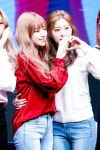181110 팬사인회 #조유리 #강혜원 #아이즈원 #JOYURI #YURI #HYEWON #IZONE #チョユリ #アイズワン | 스타일
