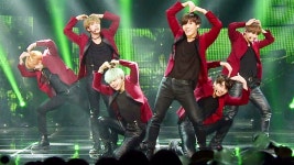 《POWERFUL》 방탄소년단(BTS) - RUN(런) @인기가요 Inkigayo 20160103 (With images) | K pop music, Concert, Popular artists