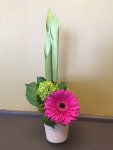 Pin by 성원 이 on 꽃꽂이 | Tropical floral arrangements, Flower arrangements, Flower designs