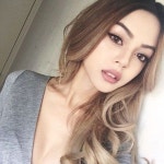 릴리 메이 맥 대세녀... 훔치고 싶은 입술... 맥 립스틱 카인더 섹시 바르면 릴리의 입술같이 될까요... . . . #릴리메이맥 #맥 #맥립스틱... 