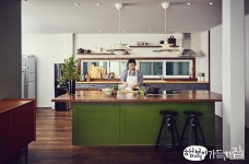 엄마의 집을 물려받아 직접 고친 푸드 스타일리스트 메이의 집 : 네이버 포스트 | Home decor, Decor