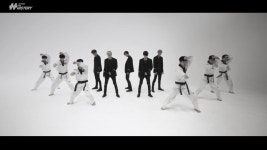 케이타이거즈크리에이티브케이티지알지 | HISTORY(히스토리)×K-Tigers(케이타이거즈) : "Might Just Die(죽어버릴지도 몰라)" Taekwondo v... | Taekwondo, K pop music...