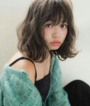 일본 최신 단발 미듐단발 헤어스타일... HairCare #HairDo #Blonde #Brune… | 헤어스타일, 중단발 웨이브, 짧은 헤어스타일