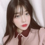 Gambar mungkin berisi: 1 orang, dekat | 예쁜 여자 얼굴, 머리 스타일, 소녀