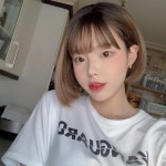 Instagram의 홍승연(19.5)님: “여름되니까 단발 뽐뿌 왔었는데 완전 득템했다,,,🥰” | 단발, 야구장, 야구